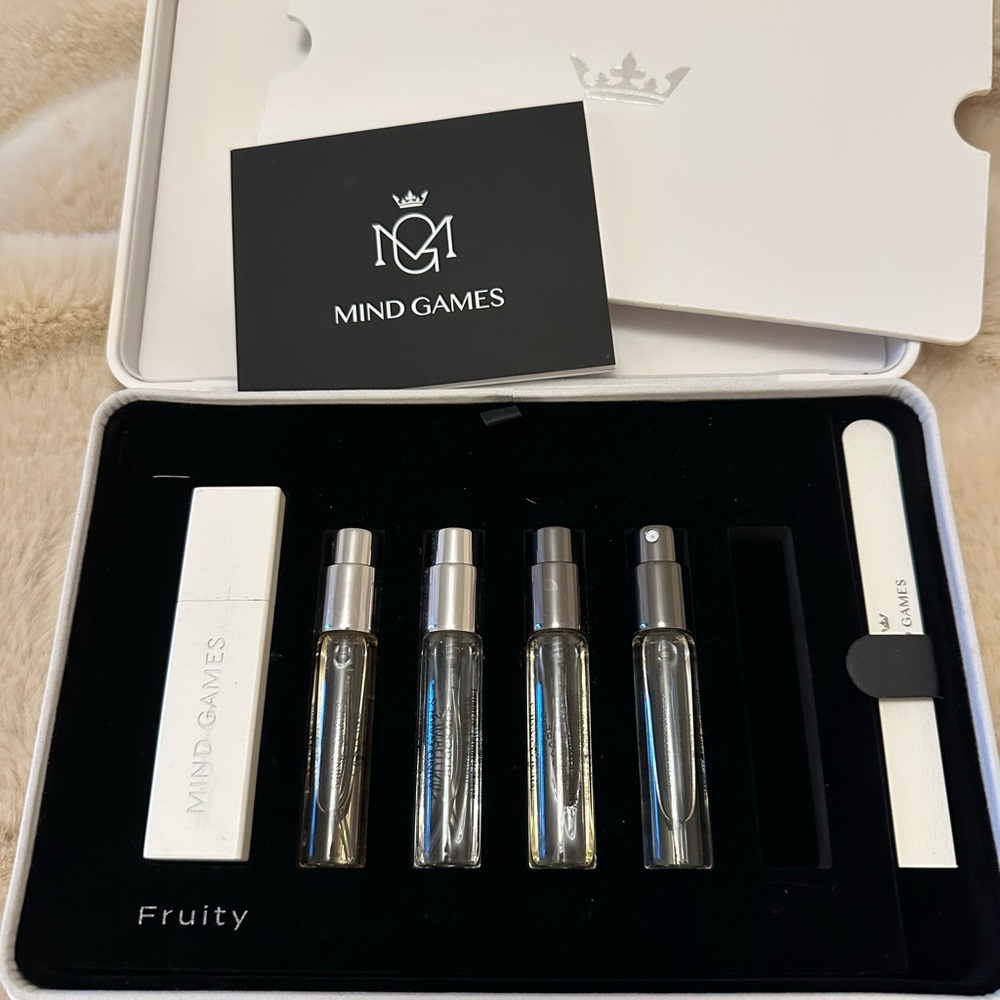 Mind Games Perfume Set Fruity in Leather case